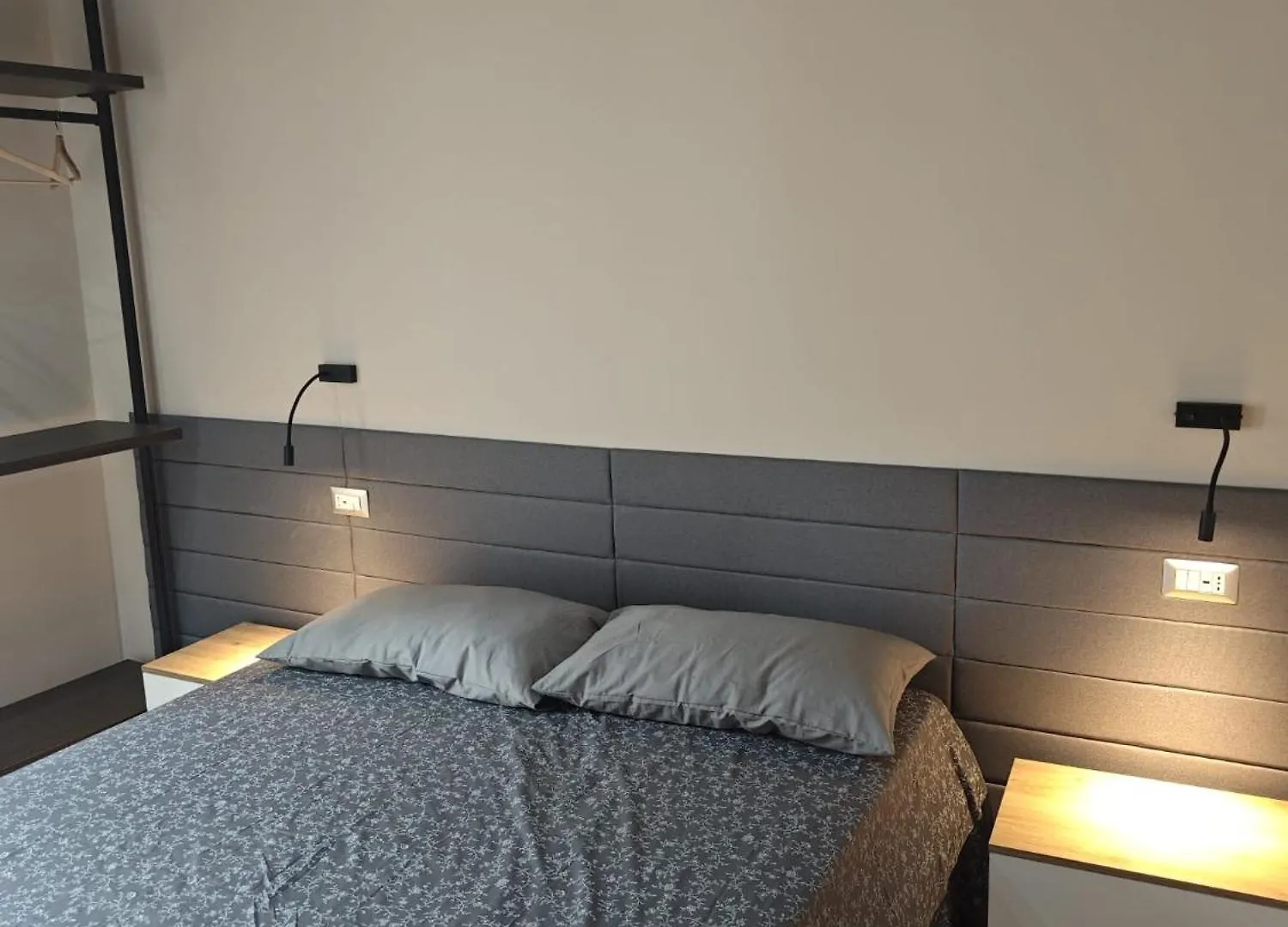 Bed & Breakfast Celeste Home Center Aeroporto di Catania Fontana Rossa Italia