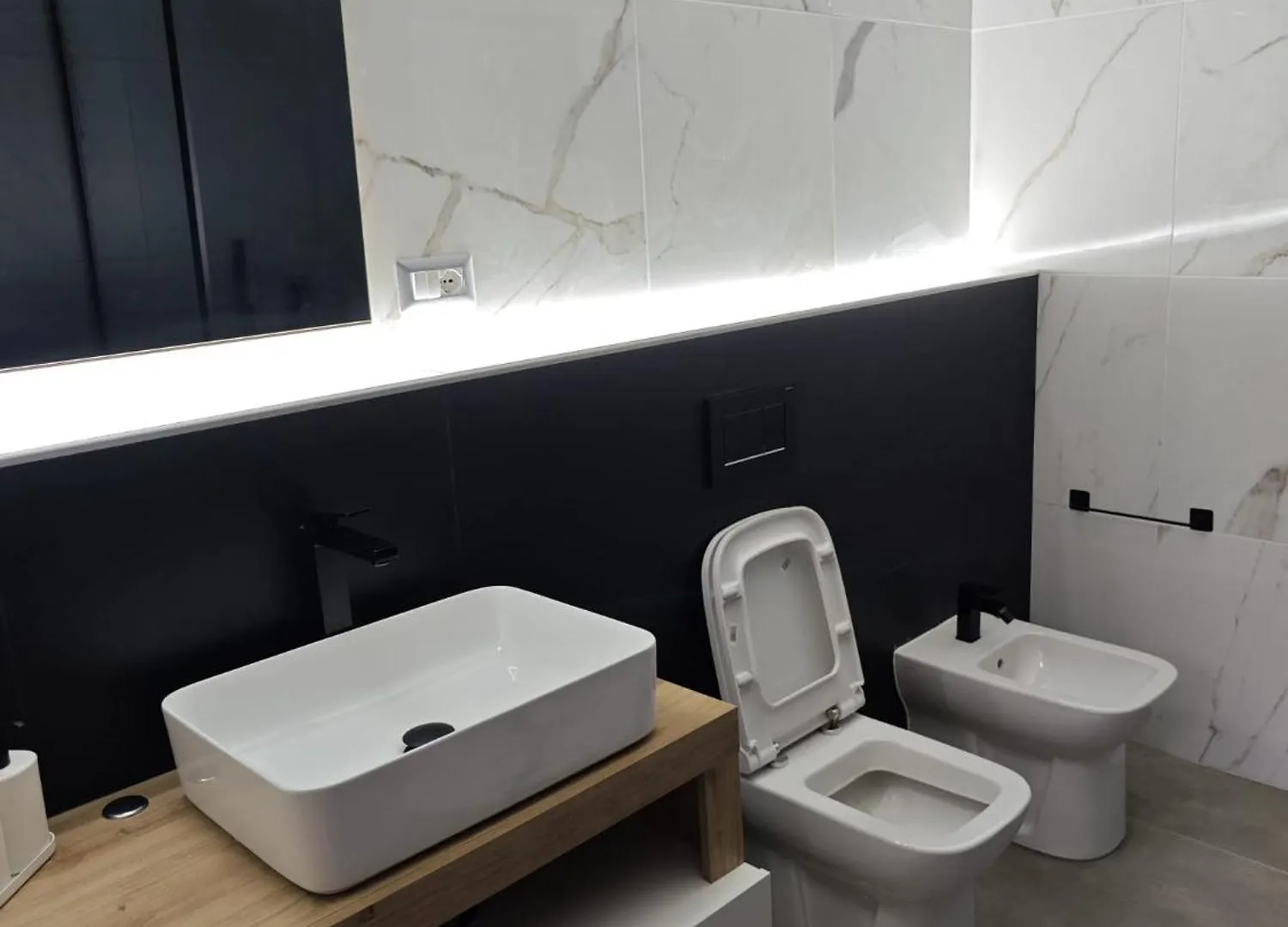 Celeste Home Center Aeroporto di Catania Fontana Rossa Italia