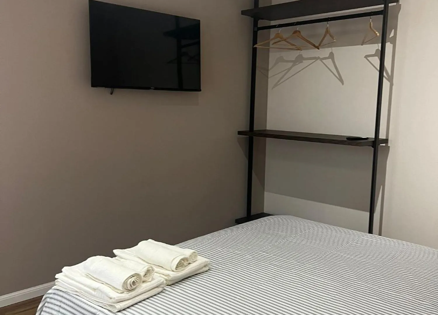 Celeste Home Center Aeroporto di Catania Fontana Rossa Bed & Breakfast