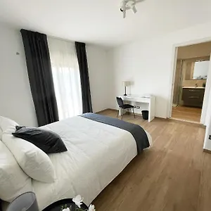 Casa Giulia Aeroporto di Catania Fontana Rossa